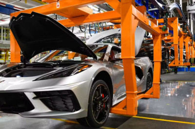 Brazen Kentucky Thieves Didn't Even Wait For Corvettes To Leave The Factory Before Stealing Them