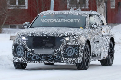 2026 Range Rover Velar successor caught on video