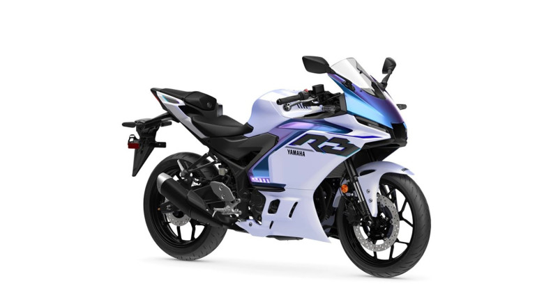 The Coolest Paint In Motorcycling Is Only Available On The Yamaha R3 For Some Reason