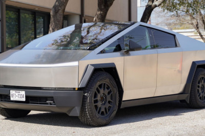 In Rare Bit Of Good News, Used Cybertruck Values Keep Trending Down