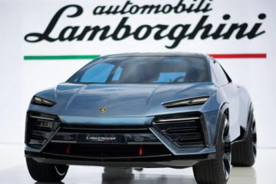 Lamborghini EV's platform supports 980 volts, 2,000 hp