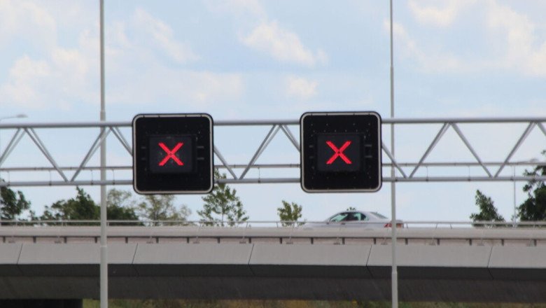 Driving theory teacher shares what to do if you see red Xs on motorway