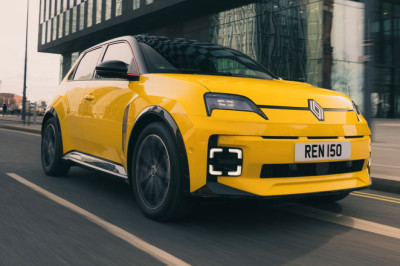 2025 Renault 5 Review: Simply Brilliant