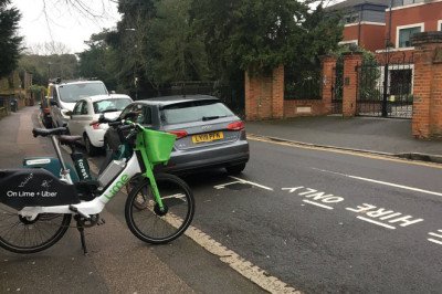 Fury as posh Londoners wake up to find their council has replaced their parking spaces with e-bike bays - only for cyclists to IGNORE them while drivers have nowhere to stop