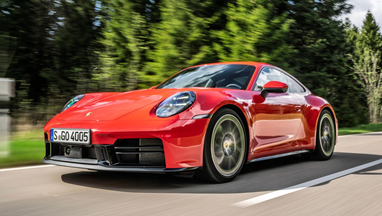 2025 Porsche 911 Carrera S | PH Review