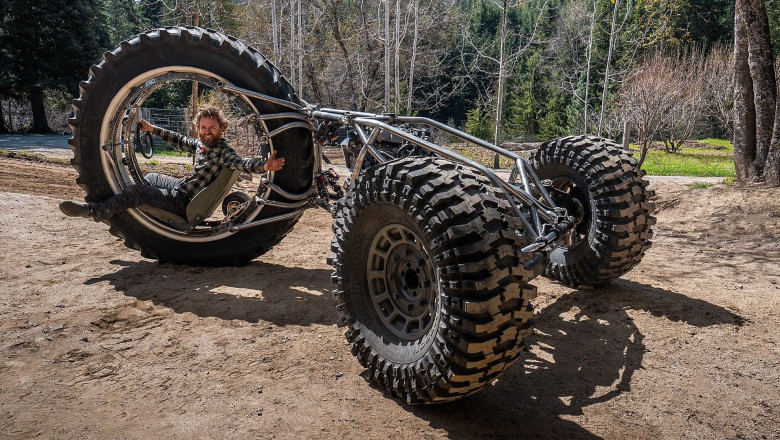 This Monster Trike Where You Sit in the Big Wheel Looks Straight Out of Twisted Metal
