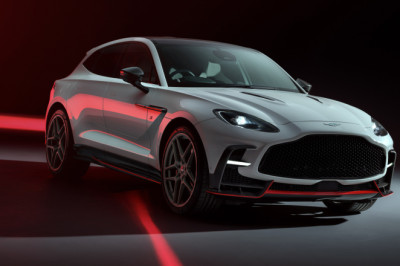 Aston Martin DBX S Has 23-Inch Magnesium Wheels And A Grille Designed For Better Weight Distribution