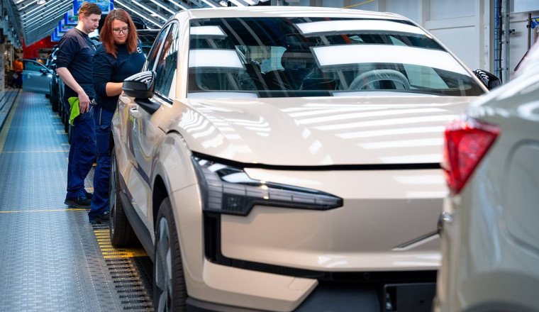 Major car maker to cut jobs as part of a £1.4bn cost-saving drive as tariffs and EV sales slump weigh heavy