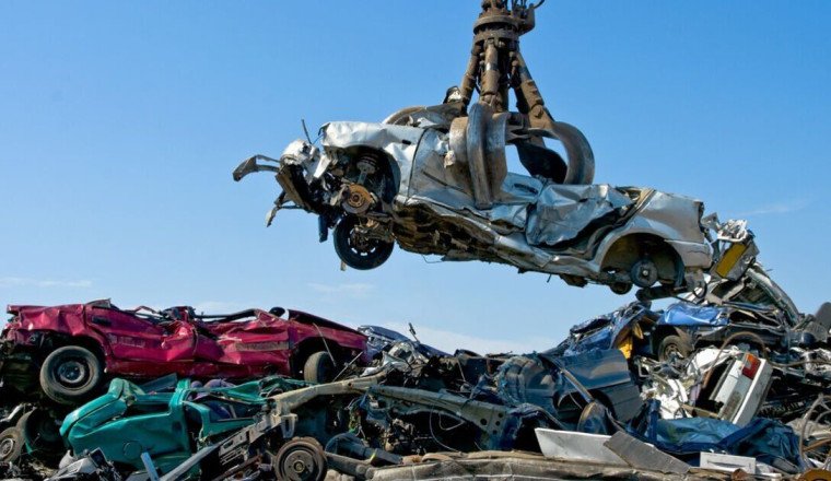 Starmer says he'll use drones to spy on Brit flytippers and 'crush cars' in crackdown