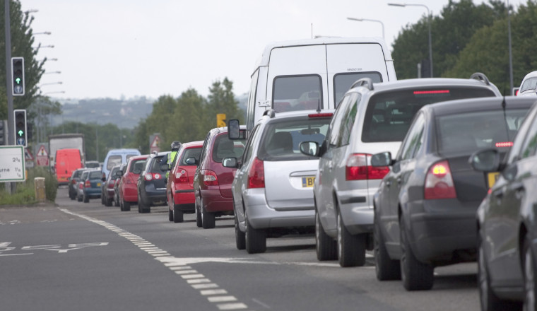 Merging in turn or jumping the queue? A motorist’s guide