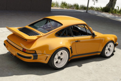 Singer announces 420hp 911 Carrera Coupe