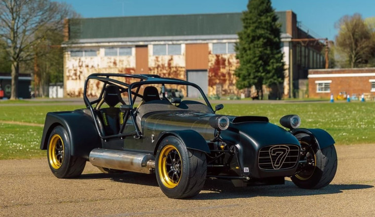 Unique Caterham 'Levante' V6 Superlight for sale