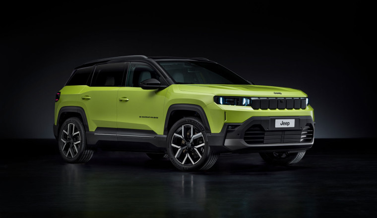 Chunky new Jeep Compass brings hybrid, PHEV and 404-mile EV