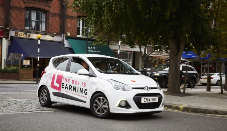 How to check UK driving test availability and book online