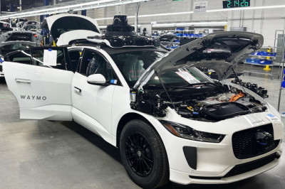 More than 2000 Jaguar I-Pace EVs to become autonomous taxis