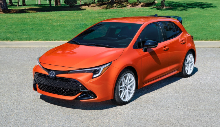Toyota Corolla Hatchback FX Edition Adds Perfect, Beautiful White Wheels