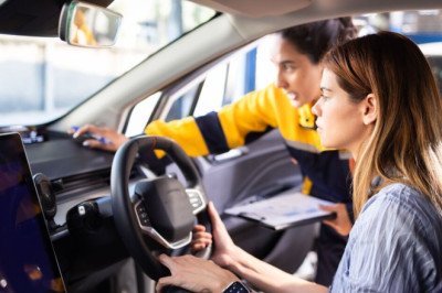 Drivers are only now realising what common symbol means in automatic cars