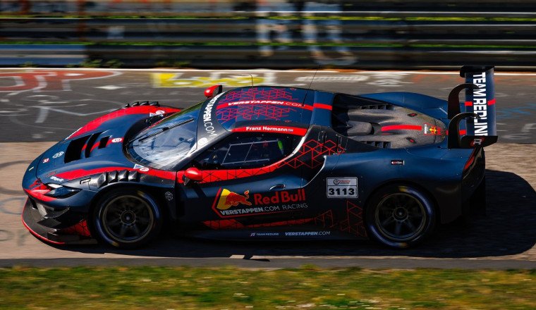 Max Verstappen Spotted at the Nurburgring Testing a Ferrari GT3 Car Under Fake Name