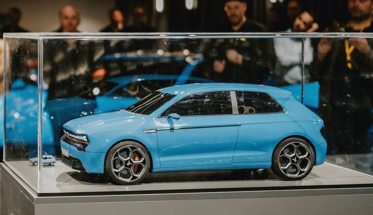 The 'worst car in history' is set to return: Infamous cheap 1980s model is making a dramatic comeback