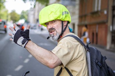 Cyclist fumes at 'entitled' drivers who make 'selfish mistake' on roads
