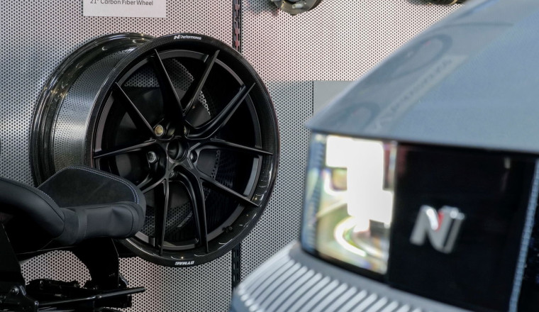 Hot Hyundais Will Soon Be Rocking Carbon Wheels