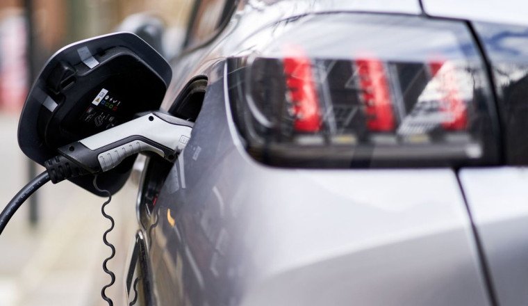 Exactly how much its cost to charge an EV as Brits stung with soaring petrol costs