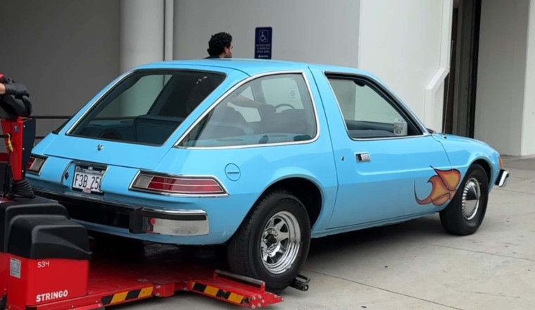 Excellent! The AMC Pacer From Wayne's World Got a Full Restoration