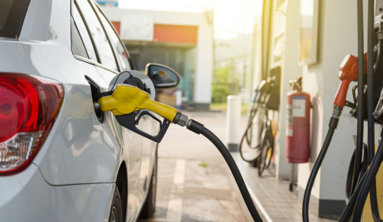 Is Topping Off Your Gas Tank Bad For Your Car?