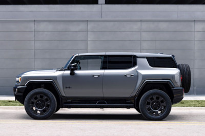 New Hummer EV gets King Crab mode, 0-60 in 2.8secs