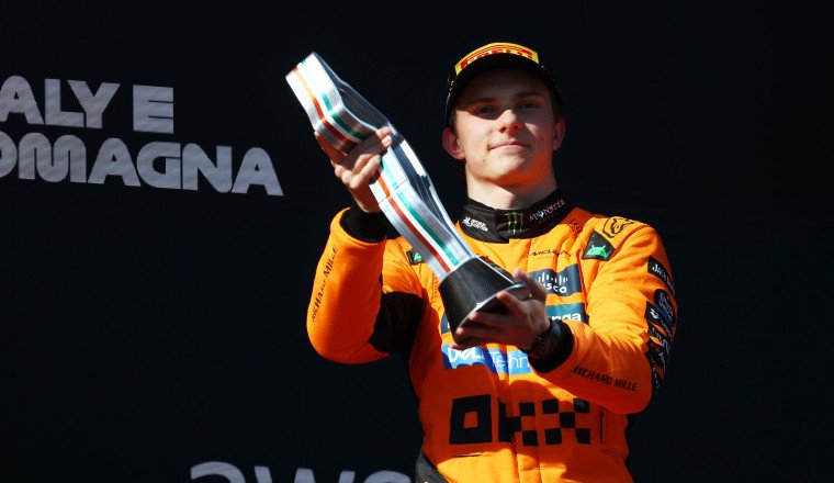Piastri 'braked too early' in Imola battle with Verstappen