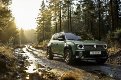 Renault 4 Savane 4x4 Concept makes its global debut at Roland-Garros 2025