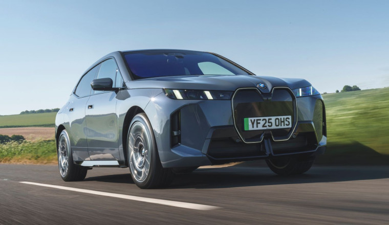 2025 BMW iX xDrive60 M Sport | UK Review