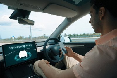 Labour delays self-driving cars on Britain's roads by 12 months