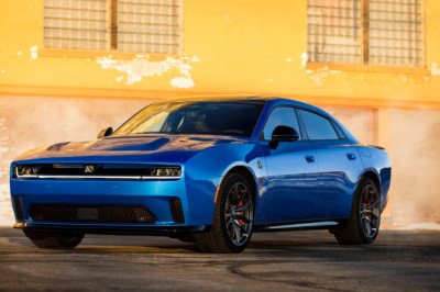 Dodge Adds More Doors To The Charger Daytona EV For 2026