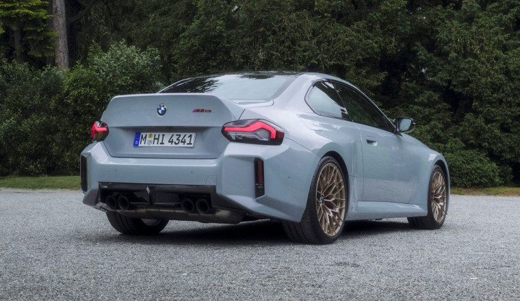BMW reveals new M2 CS ahead of full debut