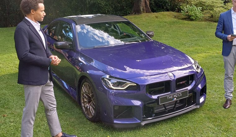 BMW M2 CS revealed with 523bhp, mean stance and ducktail spoiler