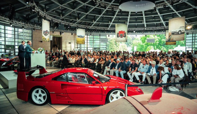 1948 Ferrari 166 Spyder Corsa sets new auction record at Broad Arrow’s inaugural Concorso d’Eleganza Villa d’Este Auction selling for €7.54 million