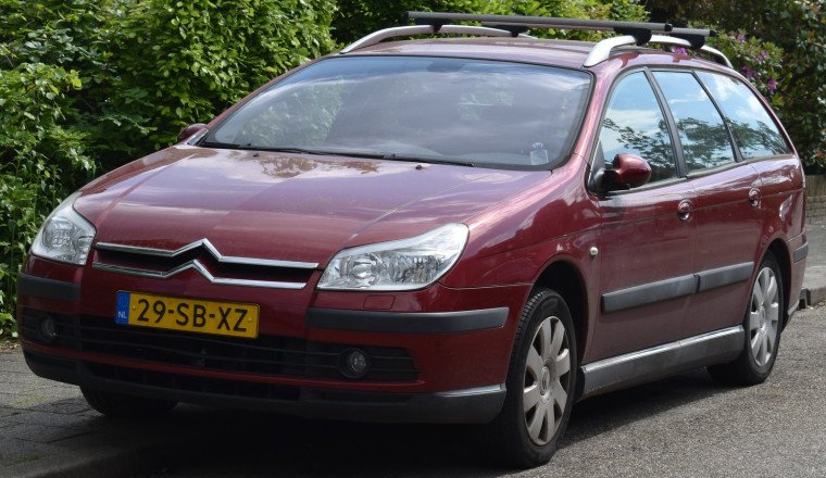 Citroën's Hydropneumatic Suspension Made Rides Smoother (With A Catch)