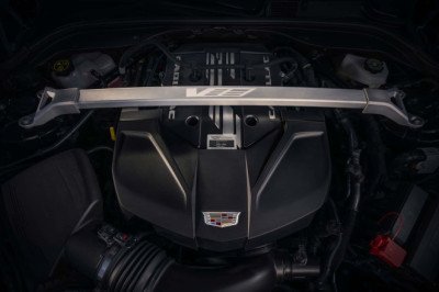 GM Is Keeping the V-8 Alive With a Massive Investment
