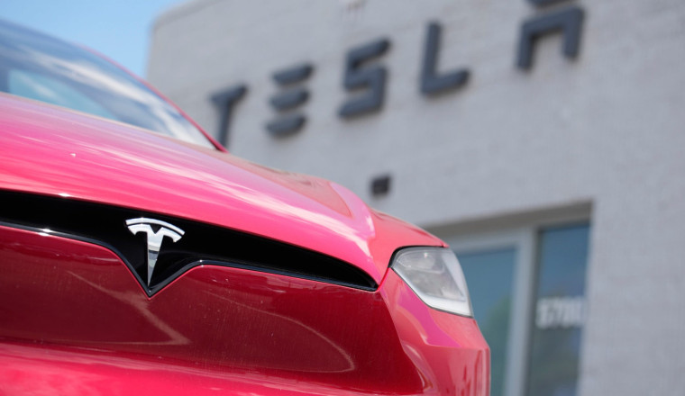 Tesla endures torrid month of European sales despite booming EV market
