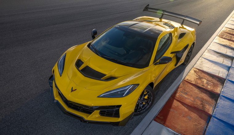 A Stock 2025 Corvette ZR1 Has Already Beaten Chevy’s Official 0 to 60 Time