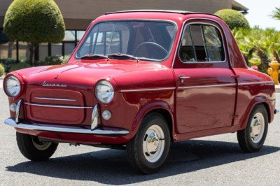 Vespa’s 1950s Microcar Was Just As Cute as Its Scooters