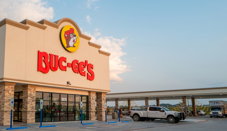 You Can't Experience Buc-Ee's For The First Time Again, But You Can Always Take Someone Who's Never Been Before