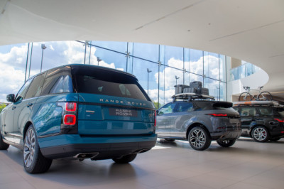 Cox Automotive ‘cautiously optimistic’ about new car market with registrations set to rise