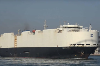 EV-Fueled Inferno Forces Crew To Abandon Ship Carrying 3,000 Cars Across Pacific