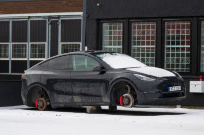 Even Thieves Don't Want Teslas