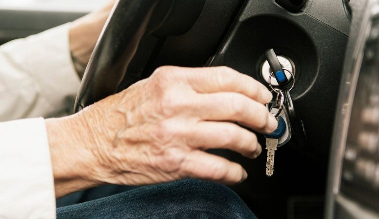 Drivers over-70 drivers must 'surrender' licence due to six specific errors