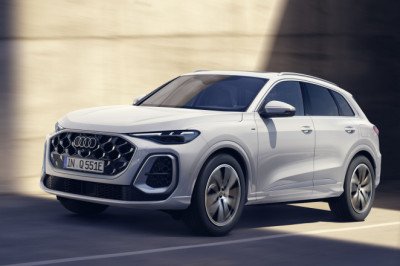 Audi adds plug-in hybrid option to Q5 with 62 miles of electric range