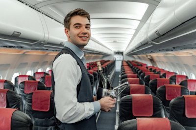 Florida Man Convicted For Pretending To Be Flight Attendant To Take 120 Free Flights