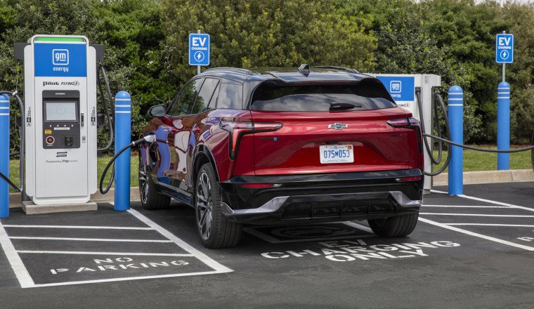 Top Wall Street Auto Analyst Thinks The U.S. EV Market Is In For A World Of Hurt